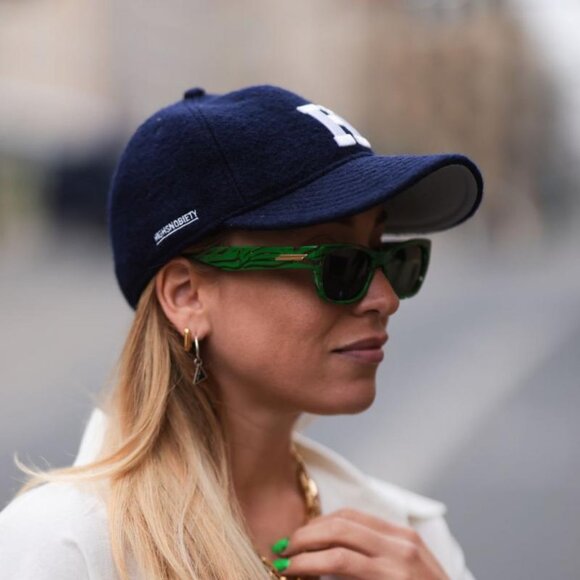 Bottega Veneta BV1143S 004 Sunglasses Green/White Rectangular Frame,Green Lenses main image 5